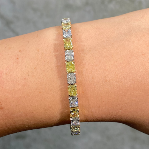17 Carat Alternating Yellow and Colorless East West Radiant Diamond Bracelet