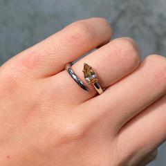 Champagne Diamond Side Pavé Spiral Ring in Platinum