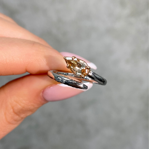 Champagne Diamond Side Pavé Spiral Ring in Platinum