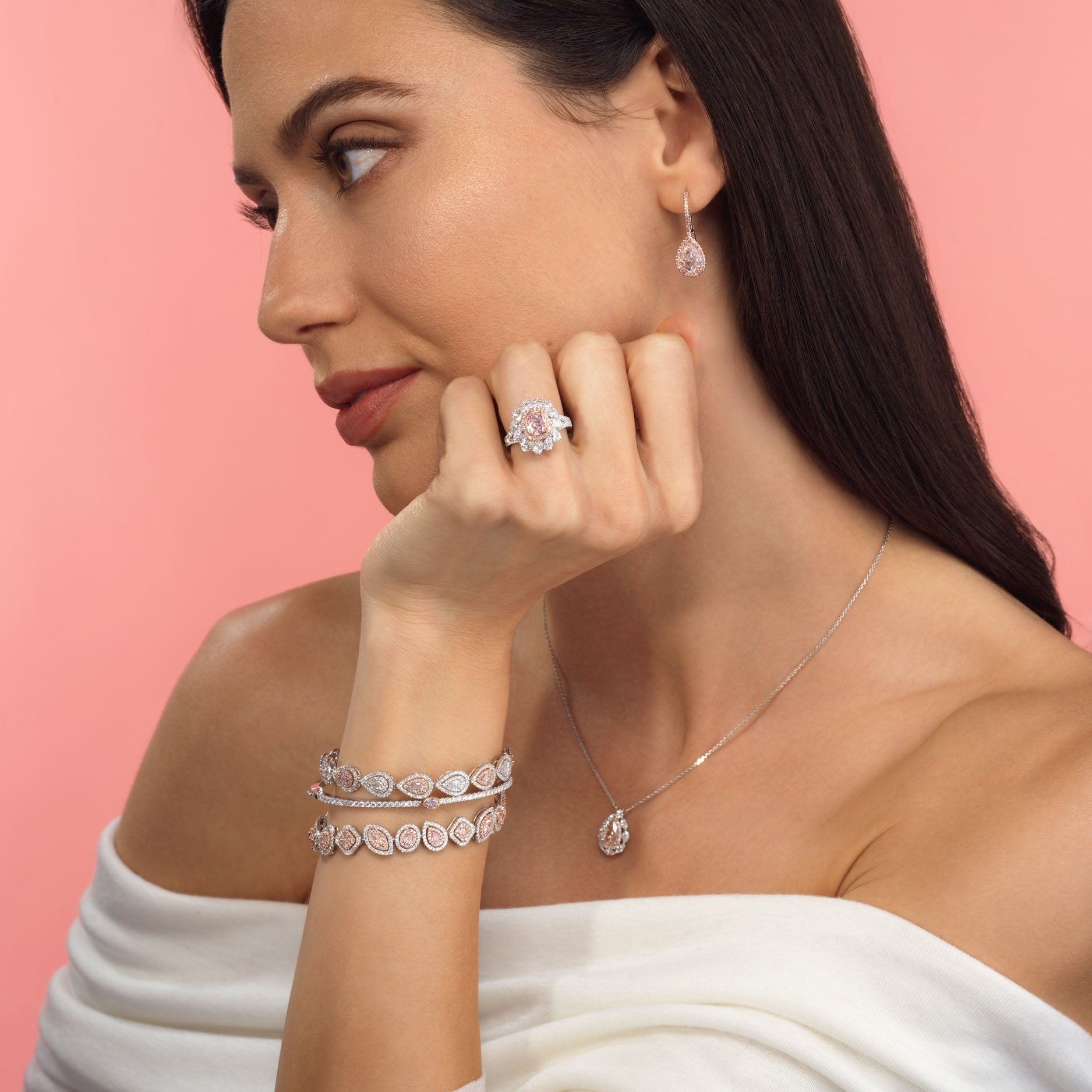 Why a Diamond Bracelet is the Perfect Valentine’s Day Gift