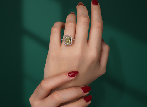 Green Diamond Engagement Rings