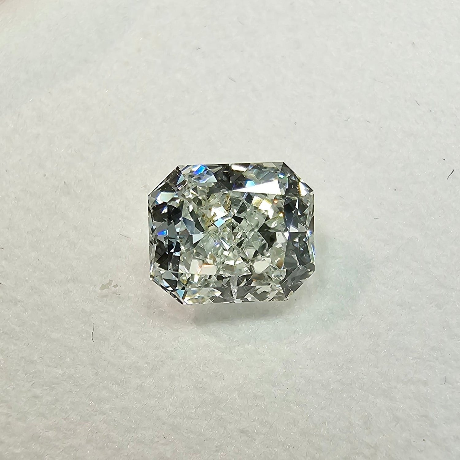 1ct Fancy Light Green Radiant diamond loose stone by Rare Colors by Namdar, New York City