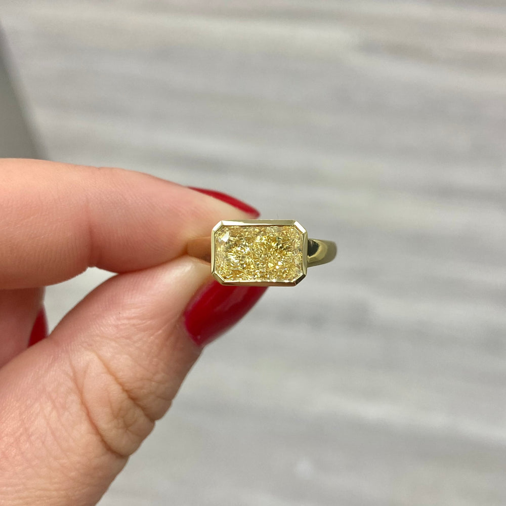 Rare Colors by Namdar 3ct Fancy Light Yellow diamond ring, New York City