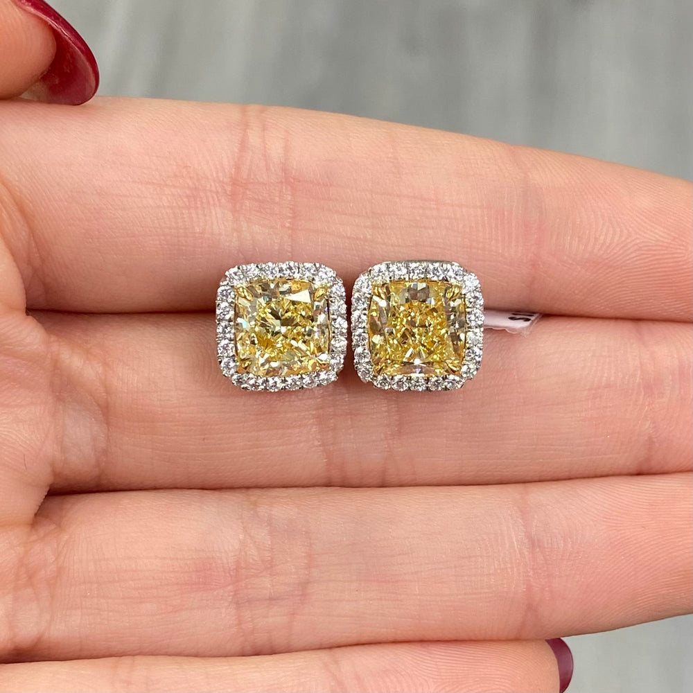 Rare Colors by Namdar 6.5ct Fancy Yellow Cushion diamond ring, New York City