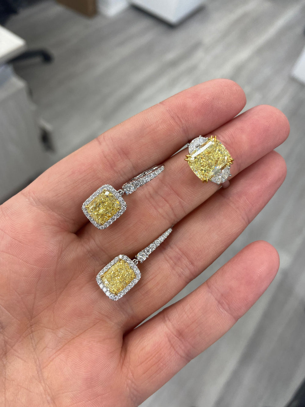 Rare Colors by Namdar 5.90ct Light Yellow diamond drop earrings, New York City