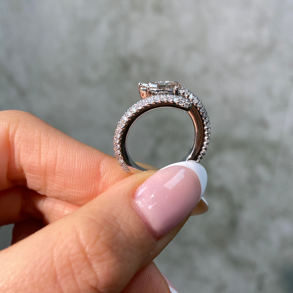 Champagne Diamond Pavé Spiral Ring in Platinum