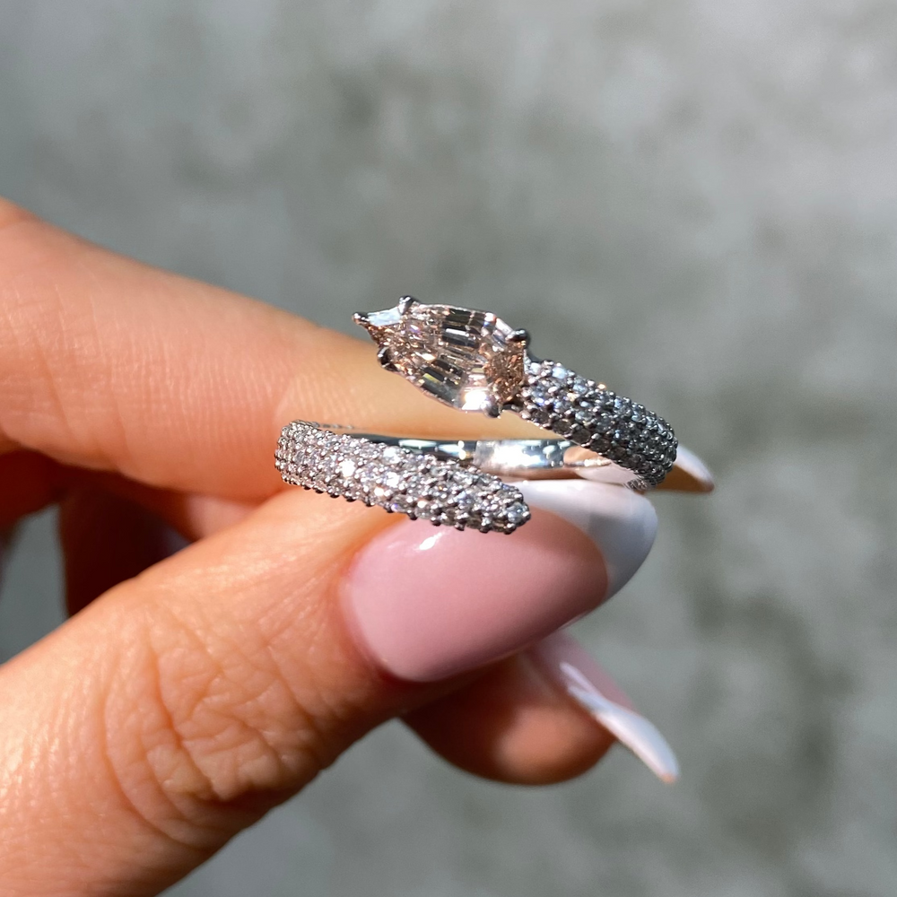 Champagne Diamond Pavé Spiral Ring in Platinum
