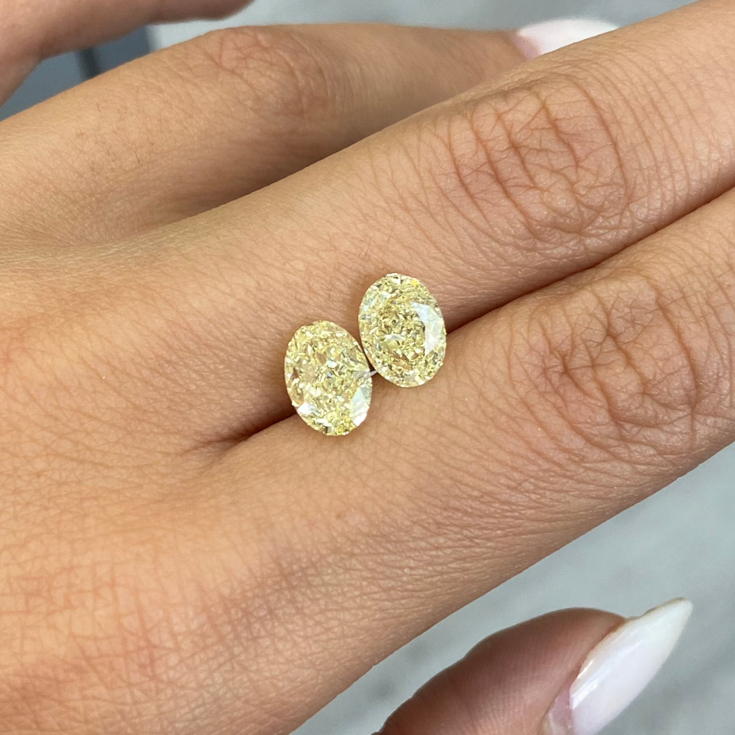 Natural 2ct Fancy Light Yellow Oval diamond loose stone — Rare Colors by Namdar NYC