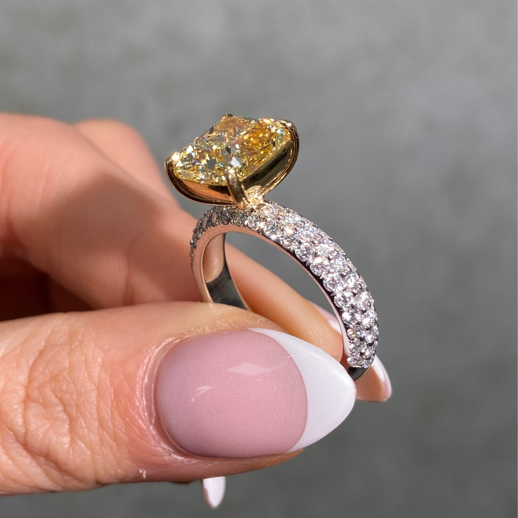 GIA 4ct Fancy Light Yellow Cushion diamond solitaire at Rare Colors by Namdar, 5th Avenue New York