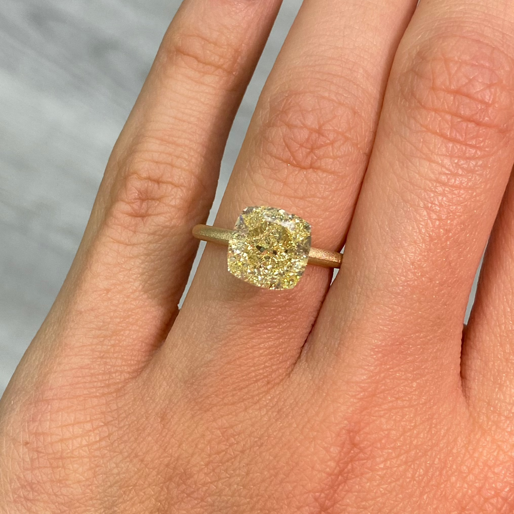 5.01ct Fancy Yellow Cushion diamond loose stone, handcrafted by Rare Colors by Namdar