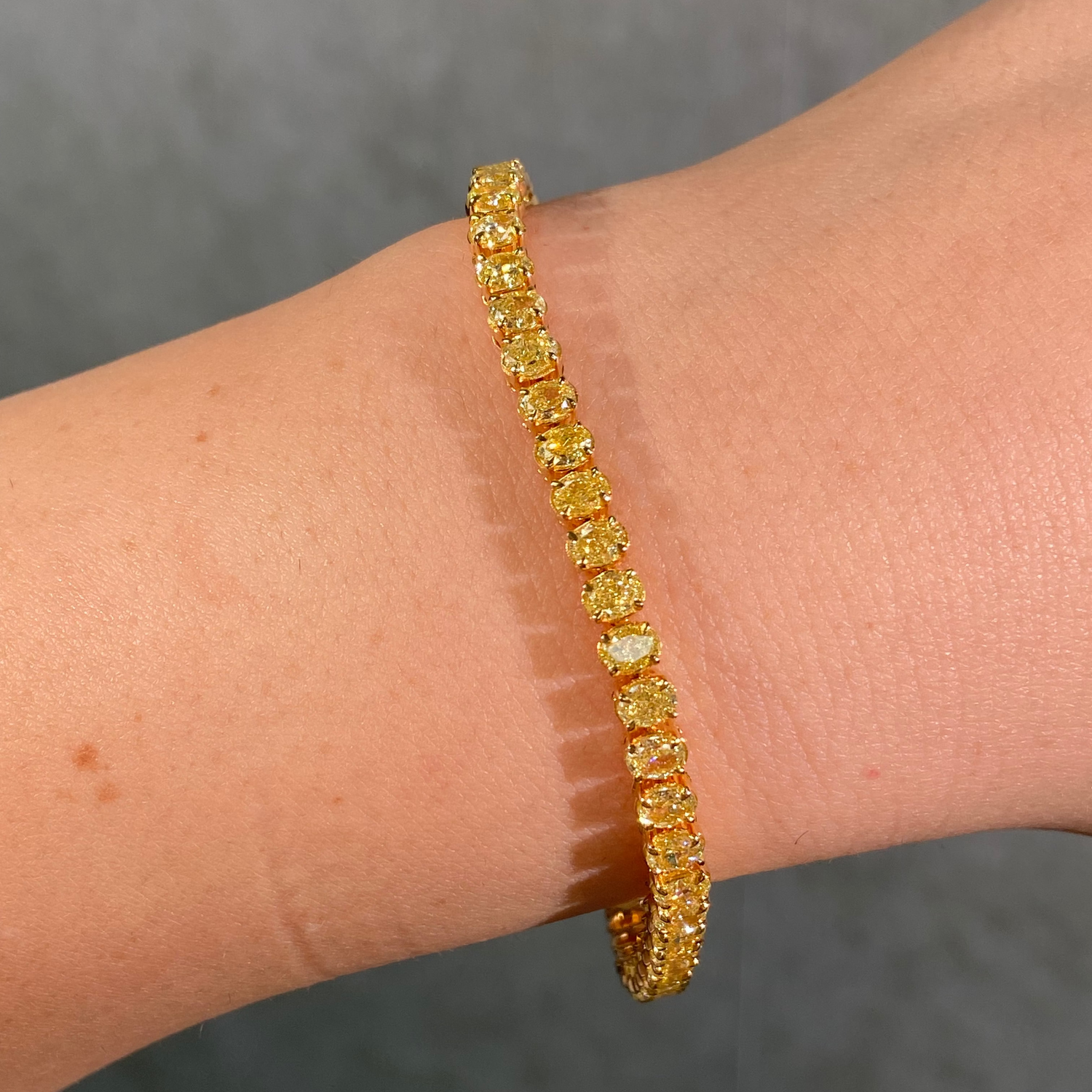 9 Carat Fancy Yellow Oval Diamond Tennis Bracelet