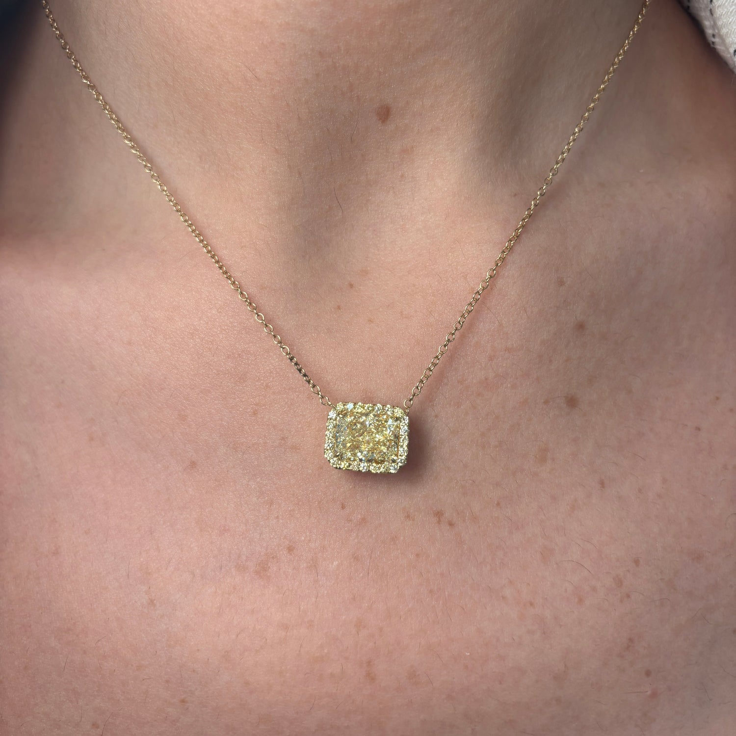 Natural 4ct Yellow Radiant diamond pendant necklace — Rare Colors by Namdar NYC