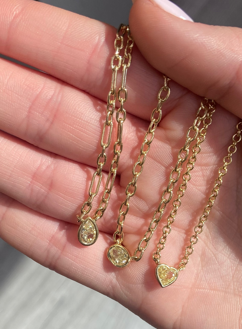 Rare Colors by Namdar Light Yellow Oval diamond pendant, New York City