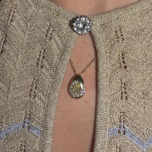 Bezel Swirl Pavé Yellow Pear Diamond Pendant