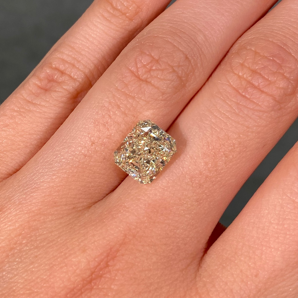 5.03ct Light Yellow Elongated Radiant Cut Diamond