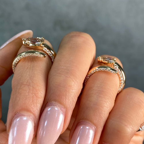 Champagne Diamond Side Pavé Spiral Pinky Ring