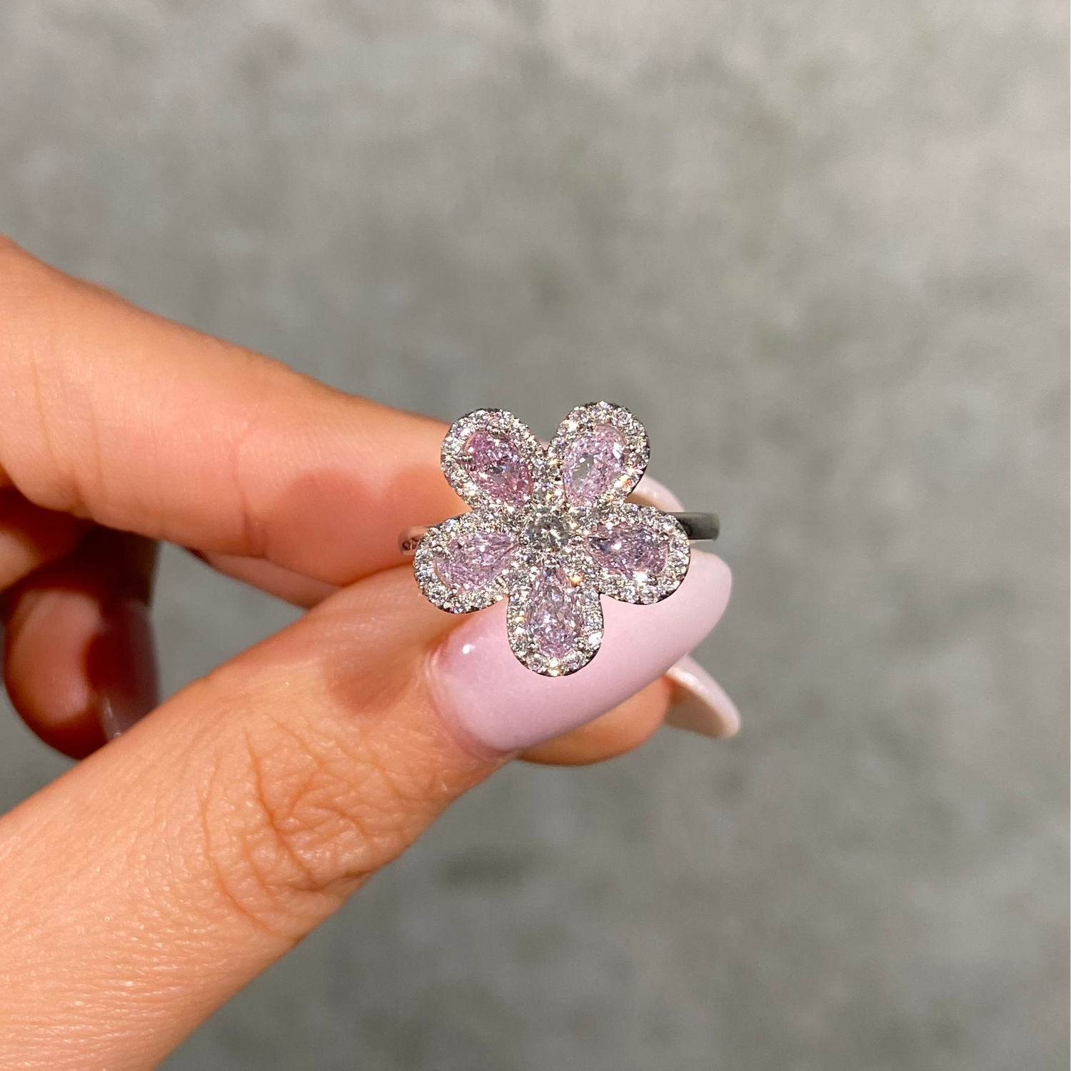 1ct Pink diamond ring, handcrafted by Rare Colors by Namdar