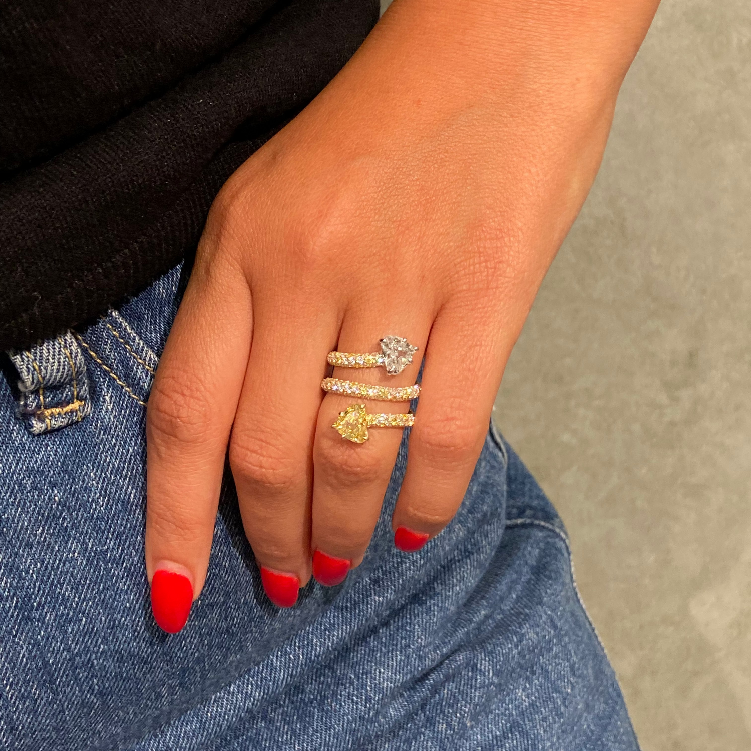 Yellow and Colorless Step Heart Diamond Spiral iIng
