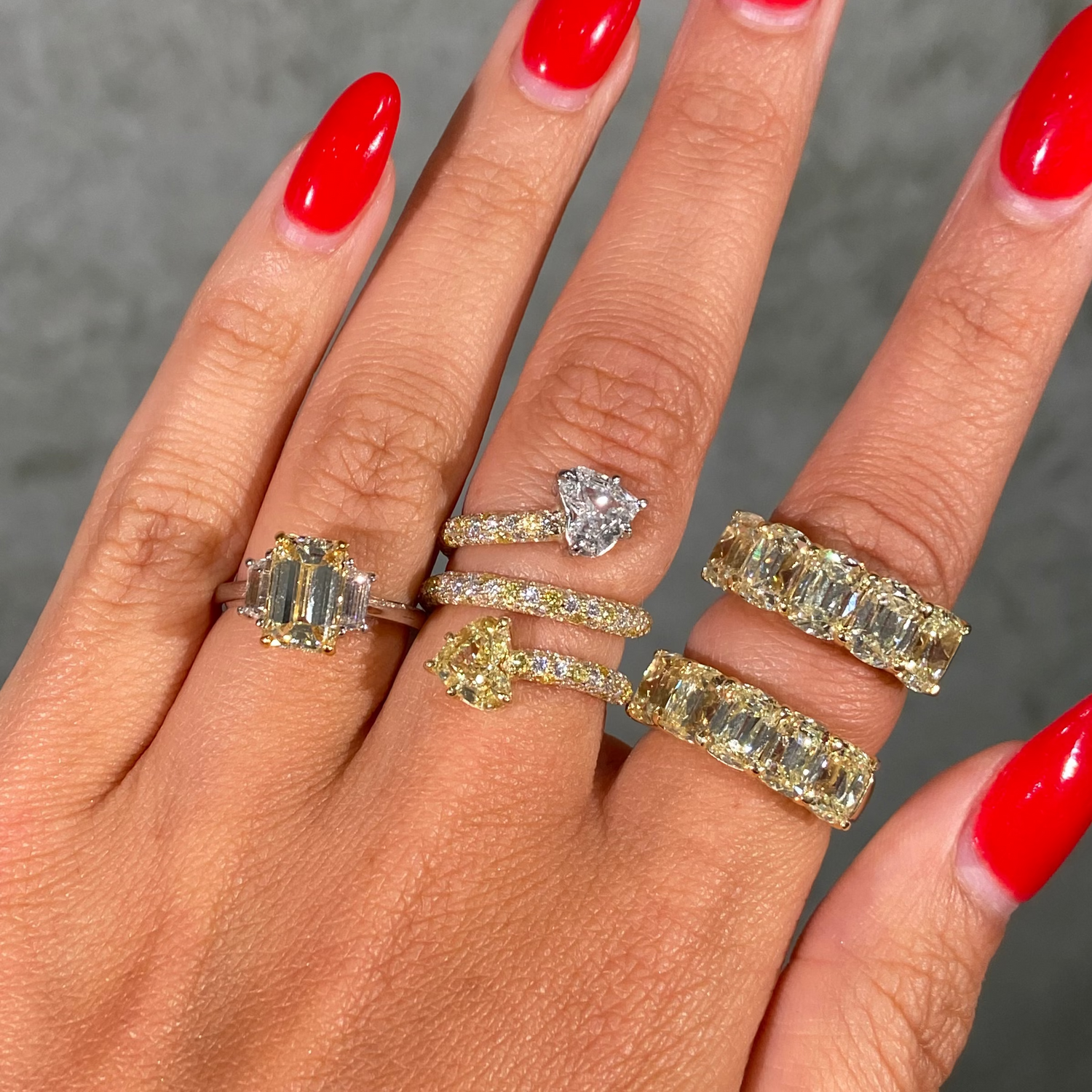 Yellow and Colorless Heart Diamond Spiral Ring