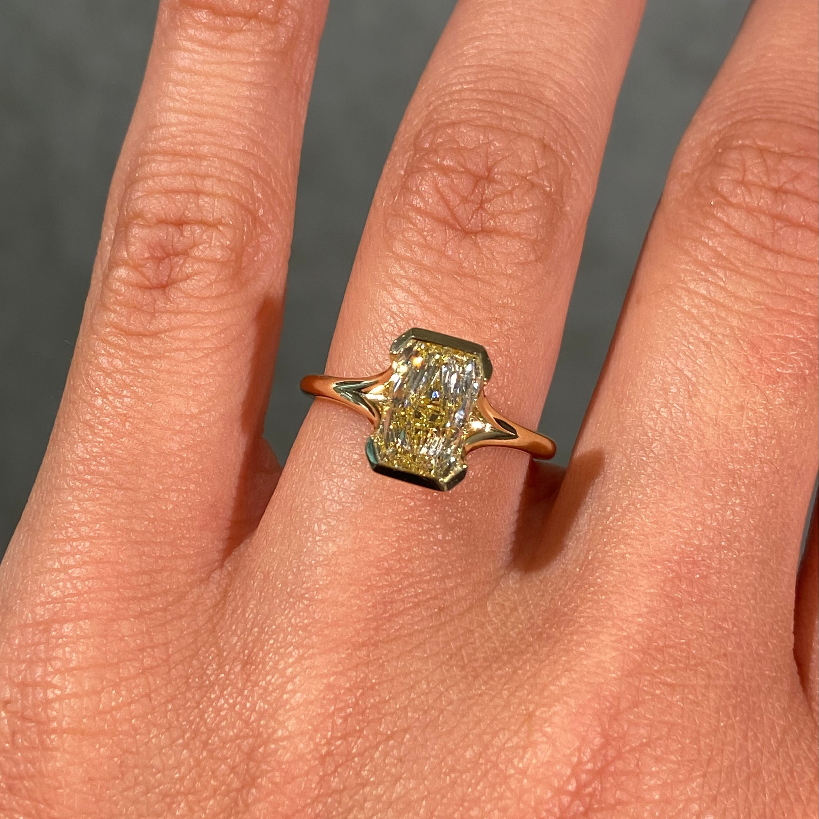 2ct GIA Fancy Light Yellow Elongated Radiant Diamond Floating Bezel Engagement Ring