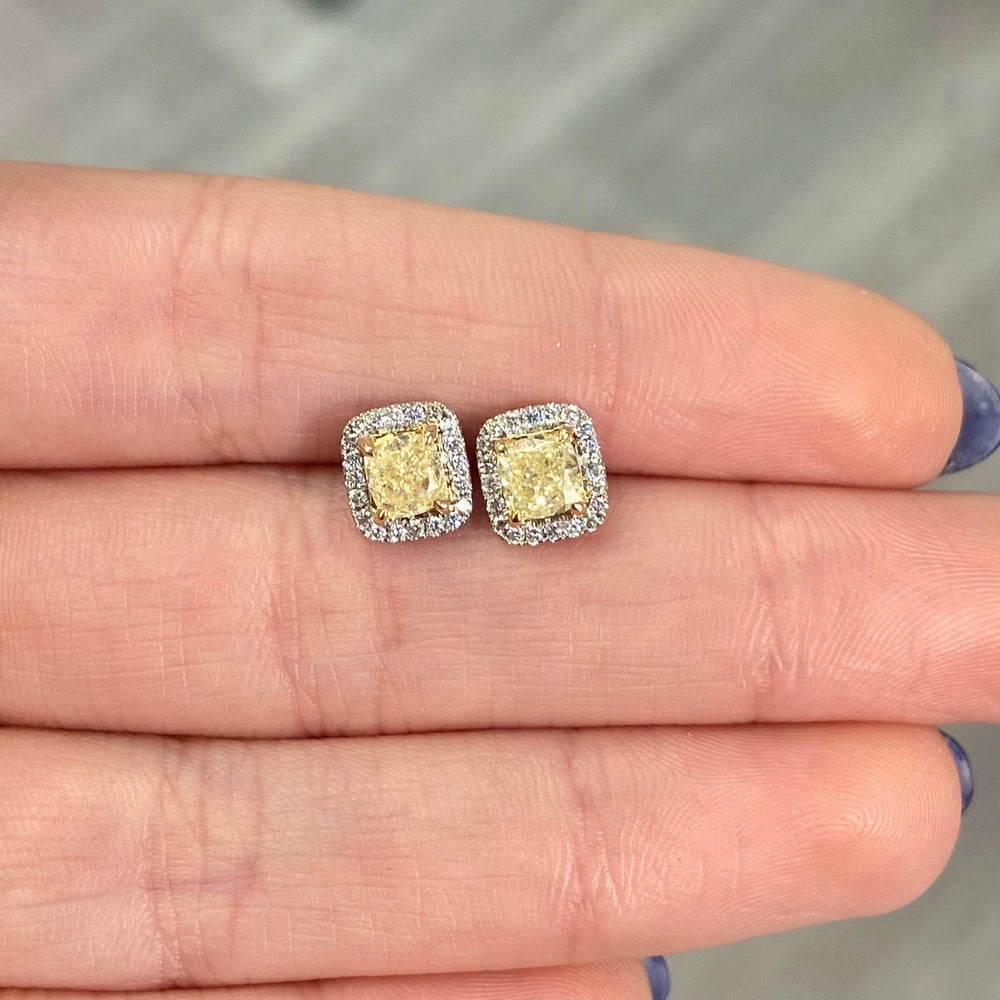 1.42ct Fancy Light Yellow diamond fine jewelry at Rare Colors by Namdar, 5th Avenue New York