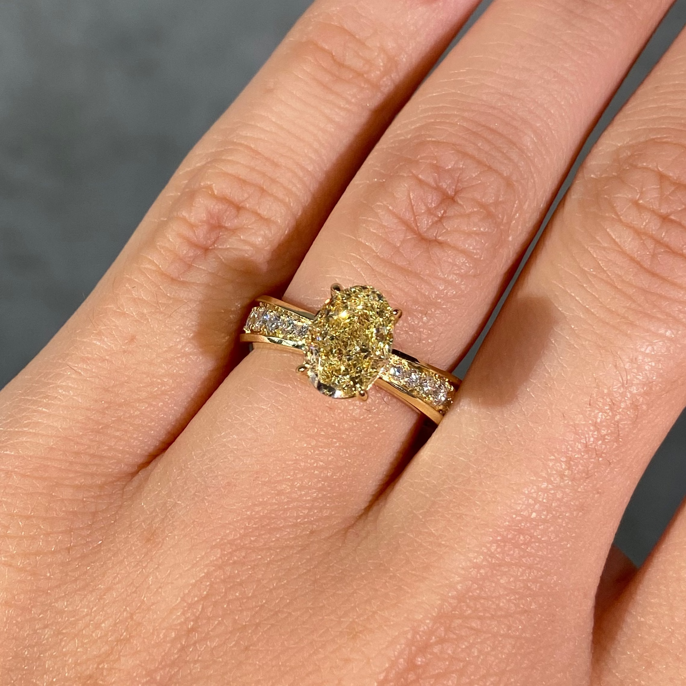 2.5ct Fancy Light Yellow Oval Diamond Solitaire Engagement Ring