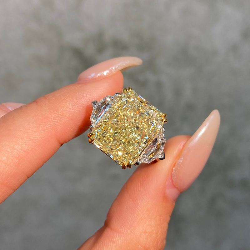 11.11ct Fancy Light Yellow Elongated Radiant Diamond Engagement Ring
