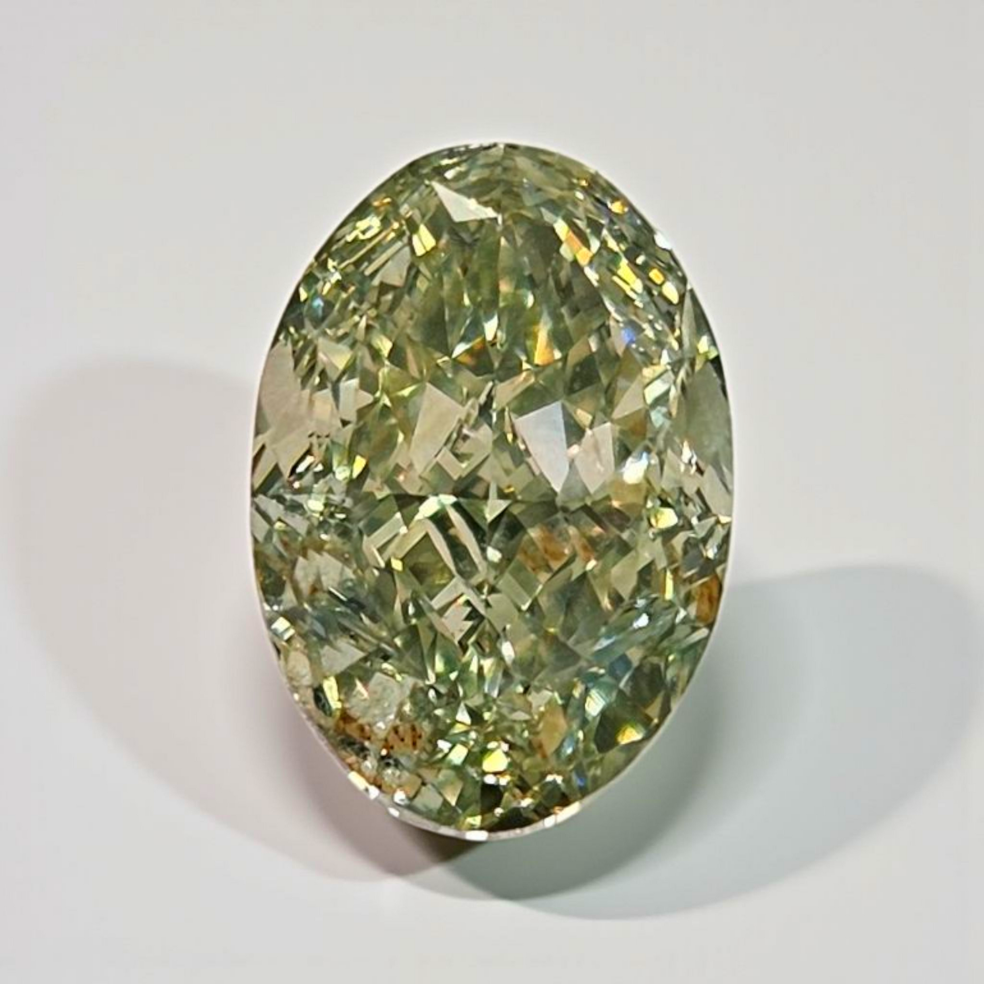 1.75ct Green Oval diamond loose stone by Rare Colors by Namdar, New York City