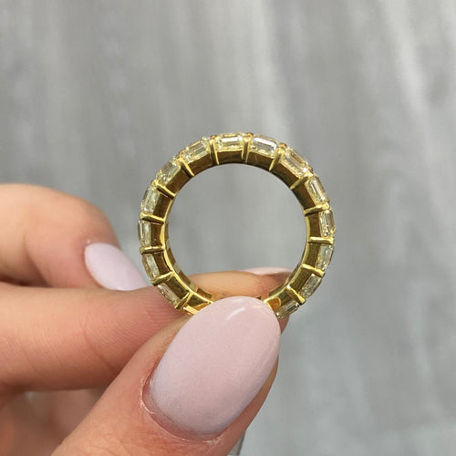 asscher cut diamonds. yellow asscher cut diamonds. Diamond eternity ring. Diamond wedding band,