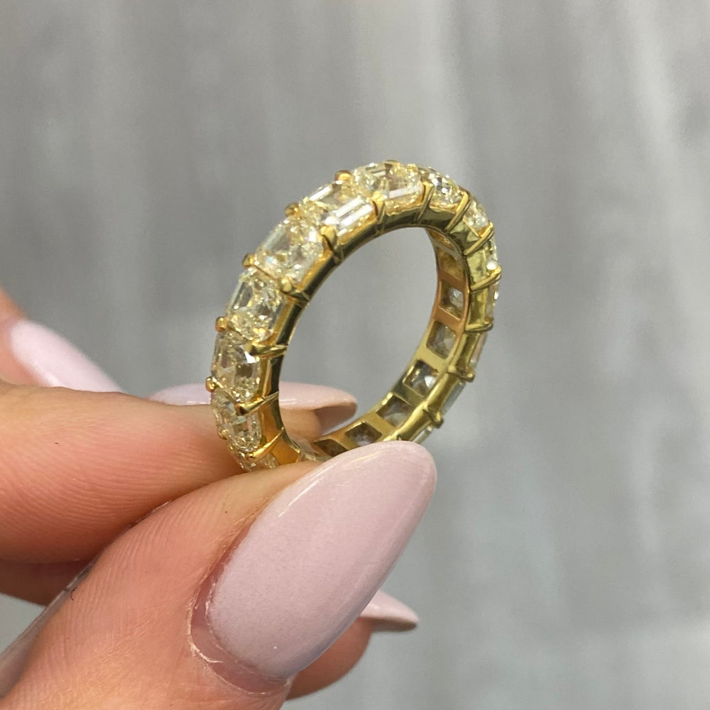 asscher cut diamonds. yellow asscher cut diamonds. Diamond eternity ring. Diamond wedding band,