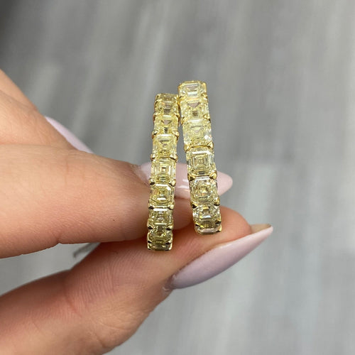 asscher cut diamonds. yellow asscher cut diamonds. Diamond eternity ring. Diamond wedding band,