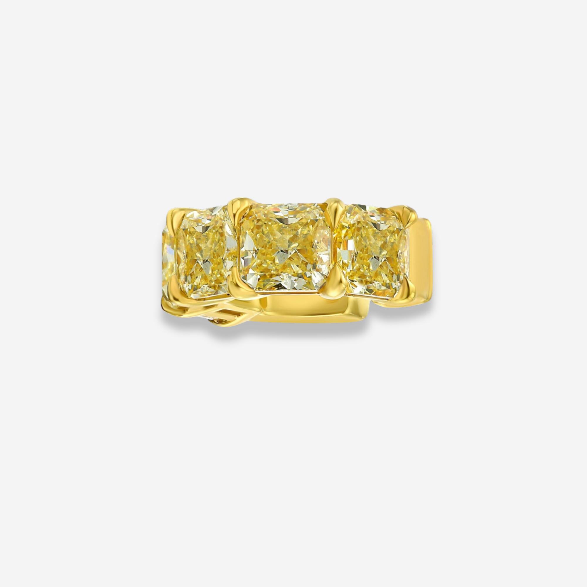 3.6ct Fancy Yellow diamond fine jewelry by Rare Colors by Namdar, New York City