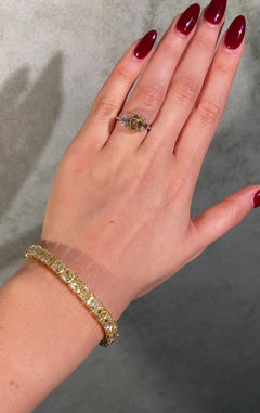 31 Carat GIA Certified Light Yellow Cushion Diamond Tennis Bracelet