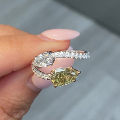 Chameleon Diamond Spiral Ring