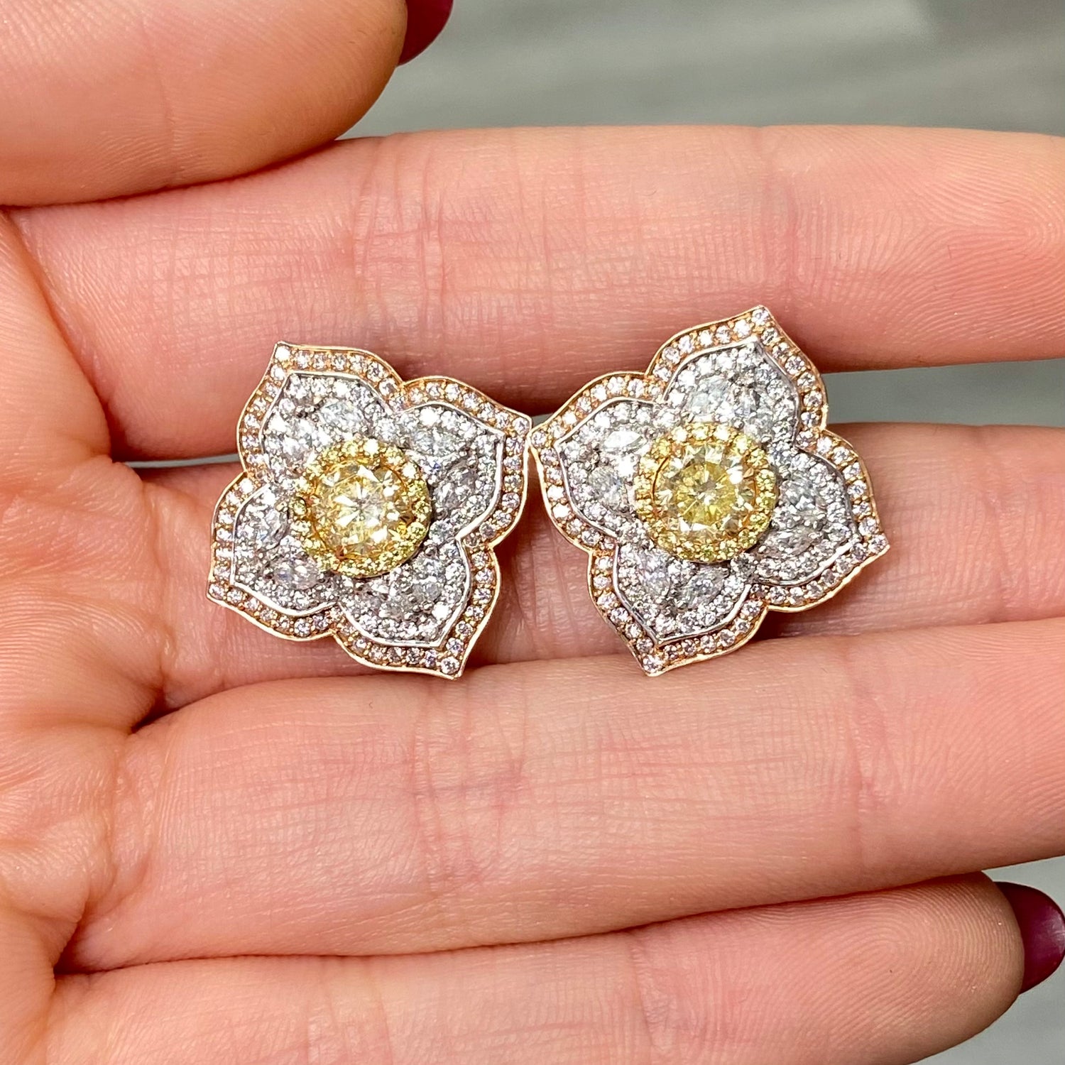 2ct Yellow Round stud earrings — color diamond specialists Rare Colors by Namdar