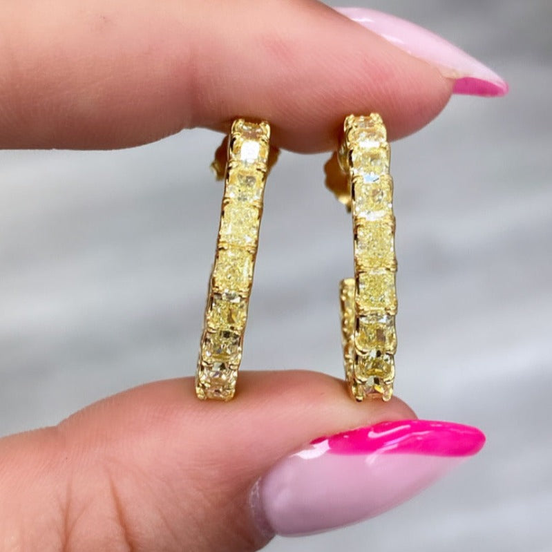 Rare Colors by Namdar 5ct Fancy Yellow diamond fine jewelry, New York City