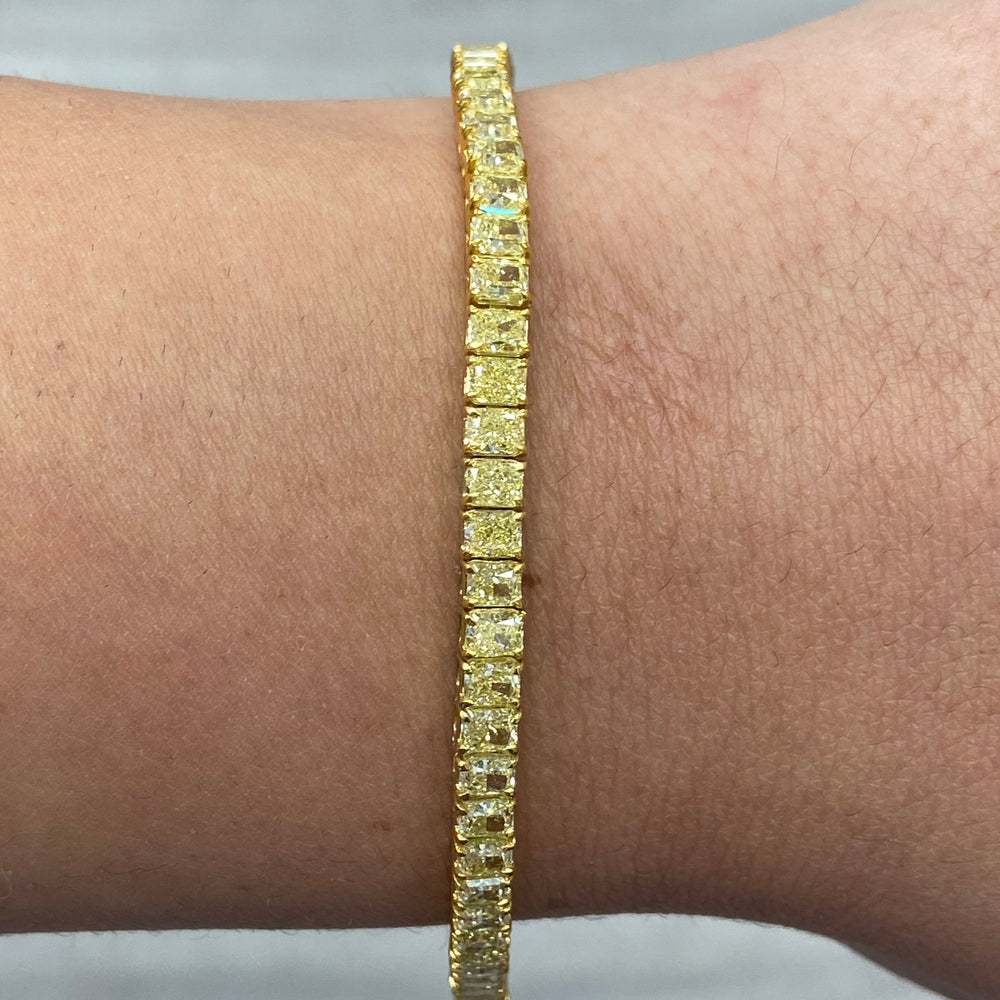 11.30ct Fancy Yellow diamond bracelet at Rare Colors by Namdar, 5th Avenue New York